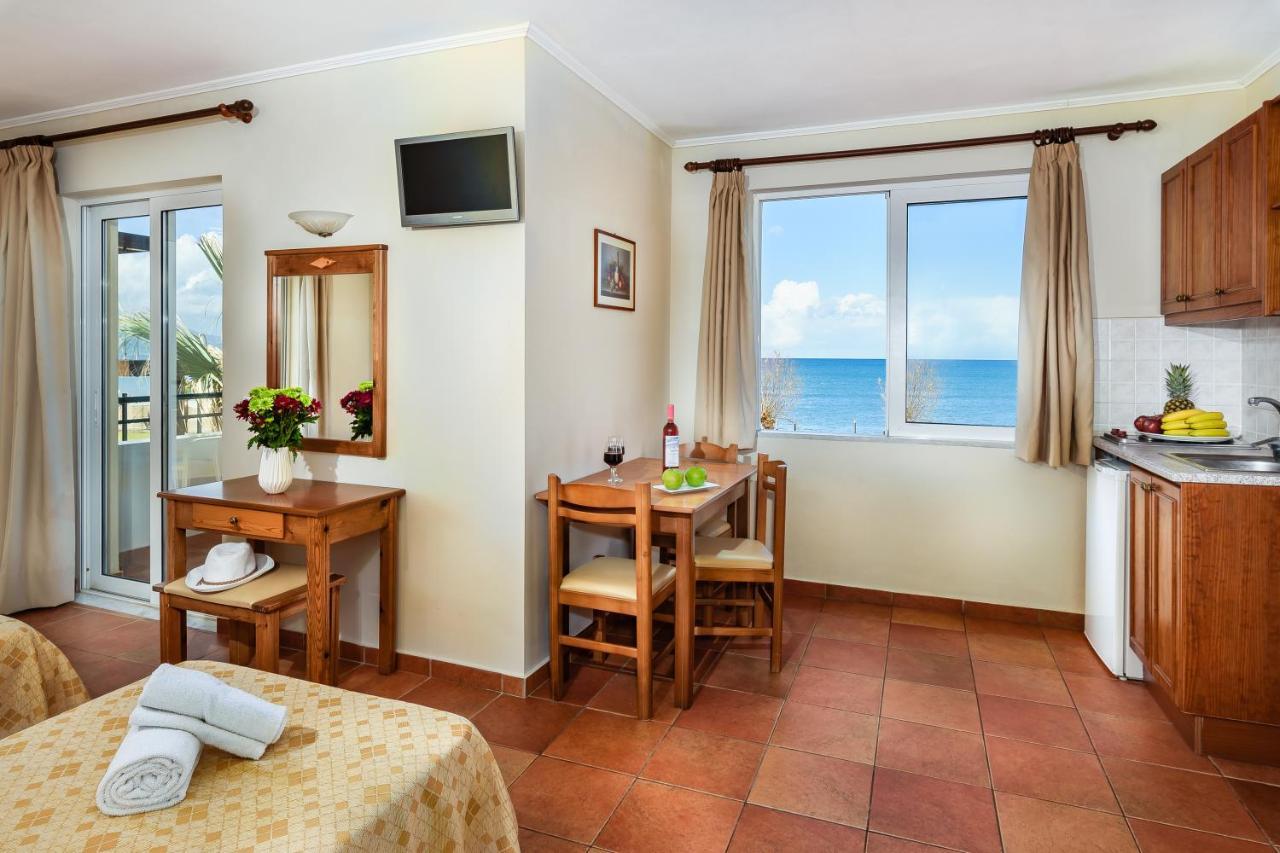 Panos Beach Hotel Platanés Eksteriør billede
