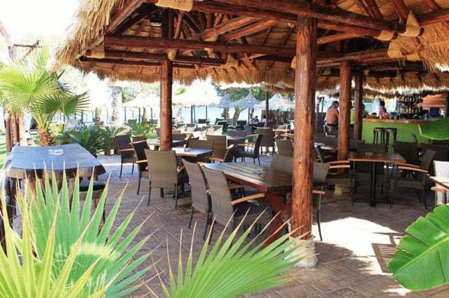 Panos Beach Hotel Platanés Eksteriør billede