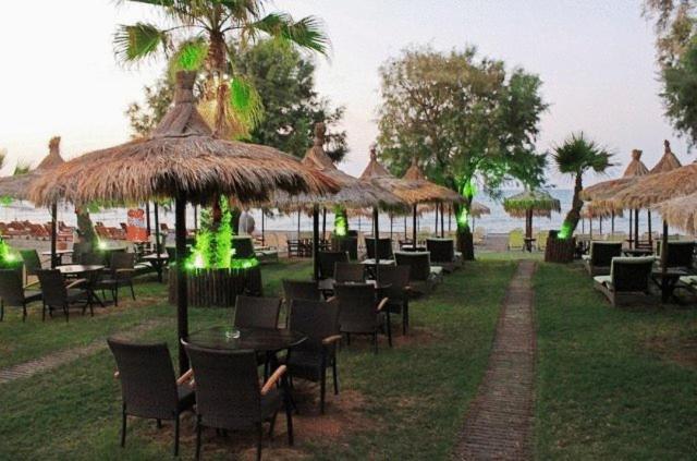 Panos Beach Hotel Platanés Eksteriør billede