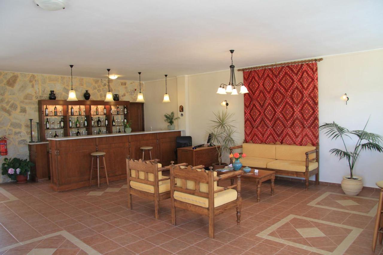 Panos Beach Hotel Platanés Eksteriør billede